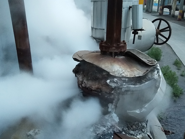 ����ѹ�Ƿ�����Ƭ�������������й©